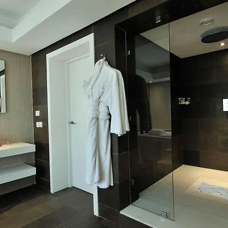 Pullman Mazagan Royal Golf & Spa El Jadida Exterior photo A bathroom in a hotel